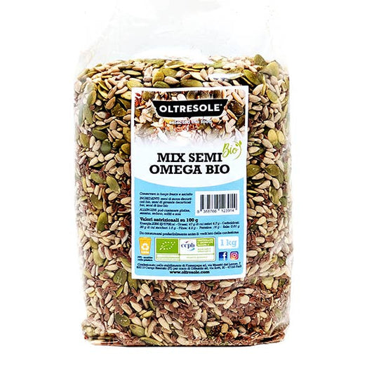 A clear plastic bag of Oltresole Mix Semi Omega Bio seeds, showing the mixed seeds through the transparent packaging with a white and blue label on a white background.